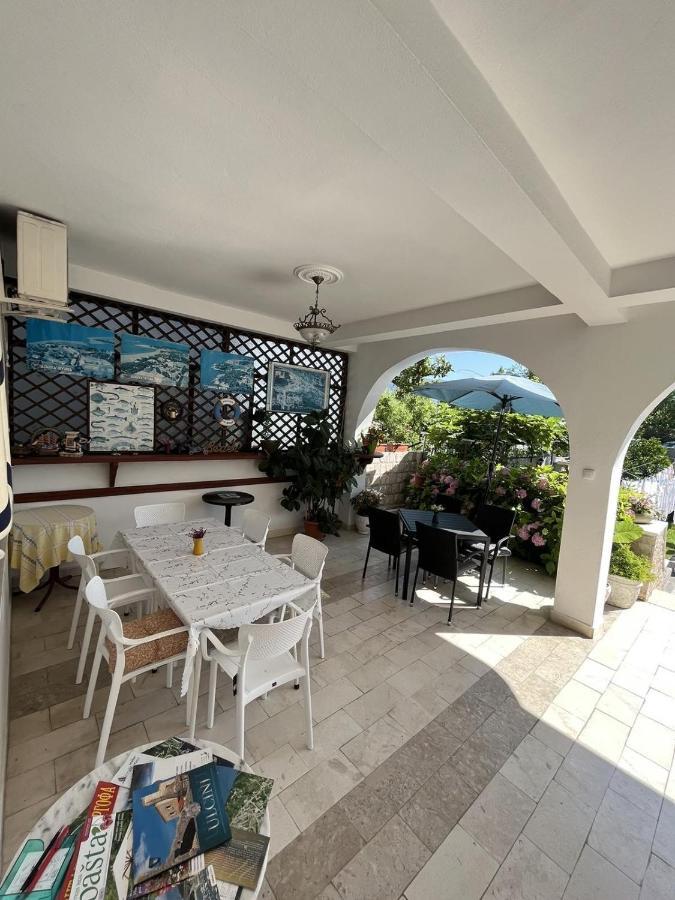 Studio Rooms Moncherie Ulcinj Exterior foto