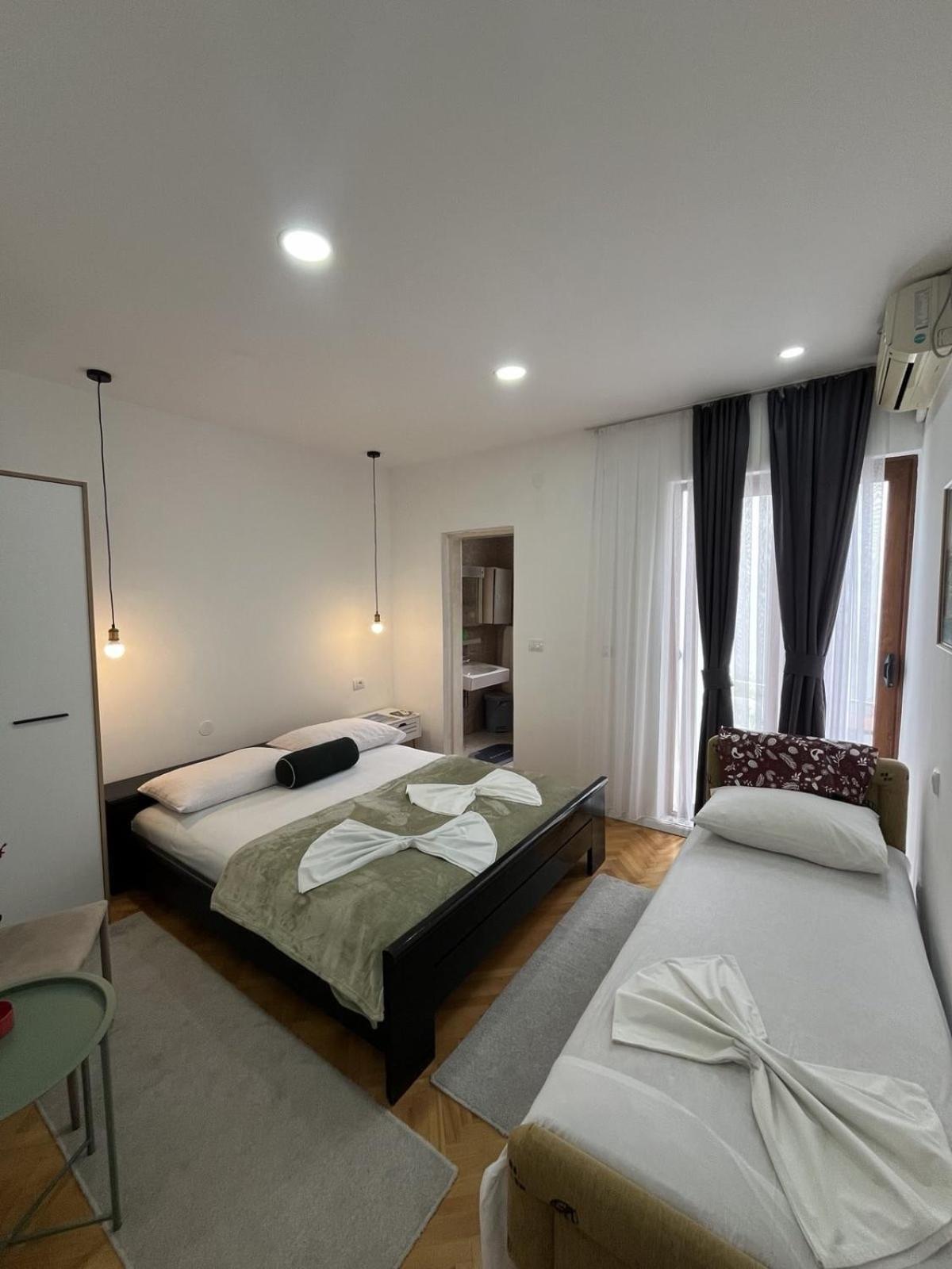 Studio Rooms Moncherie Ulcinj Exterior foto